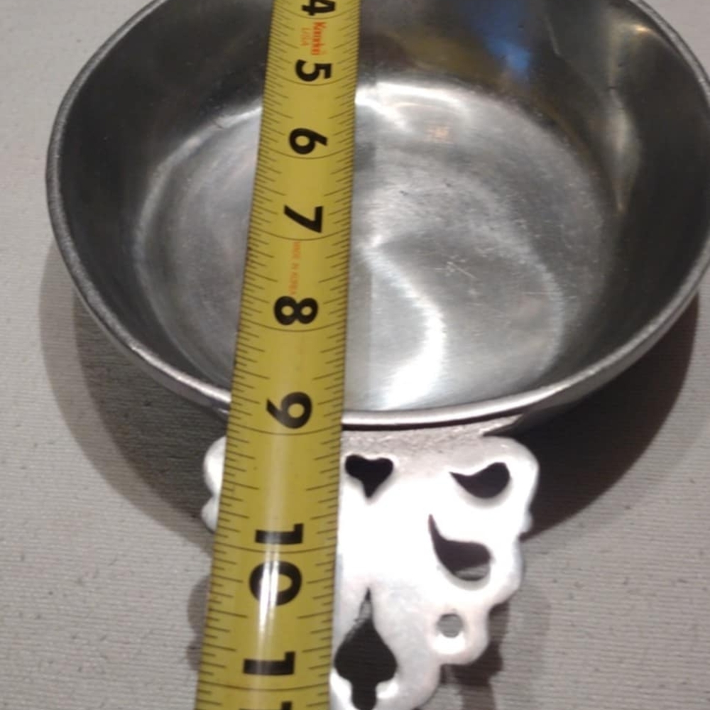 Vintage Wilton bicentennial Armetale Plough Tavern Double Handled Porringer Bowl - Picture 8 of 12